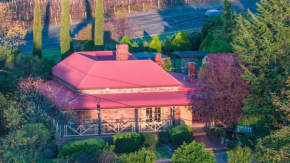 Hotels in Adelaide Hills Council